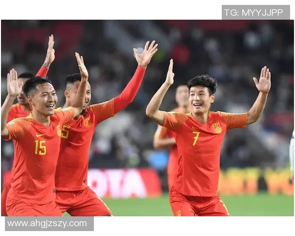 武汉足球队在邀请赛中以55分稳居积分榜首位，展现强劲实力