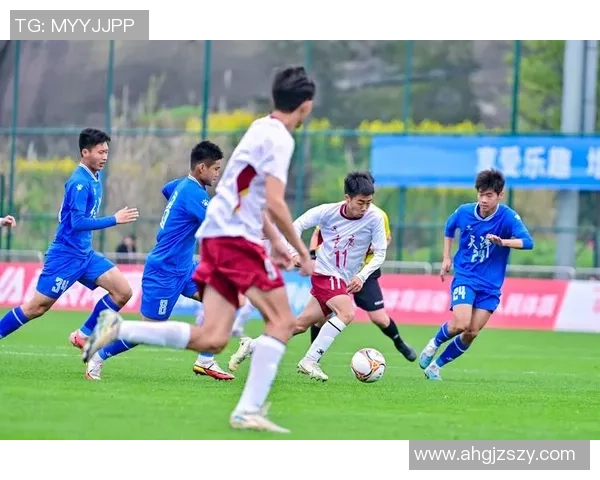 赛后分析:西安足球队与重庆足球队的战术配合与表现评估 赛后分析:西安足球队与重庆足球队的战术配合与表现评估