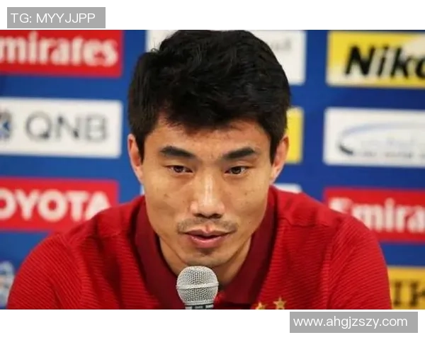 足球明星们如何看待郑智的球技与领导力分析 足球明星们如何看待郑智的球技与领导力分析