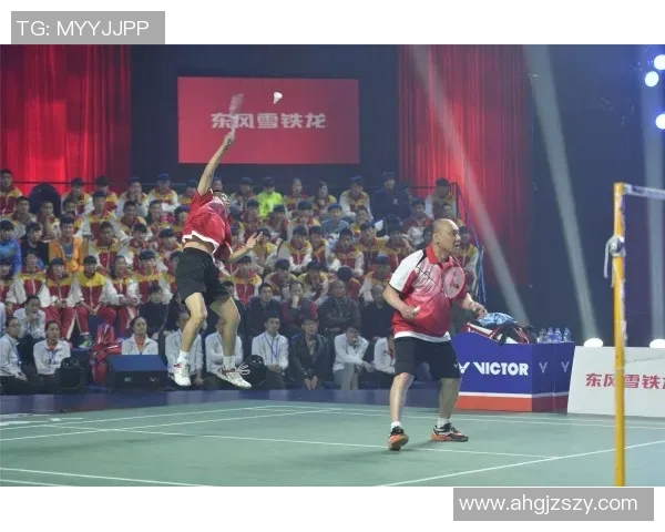 黄强的羽毛球人生深度对话探索他的成长与奋斗历程 黄强的羽毛球人生深度对话探索他的成长与奋斗历程