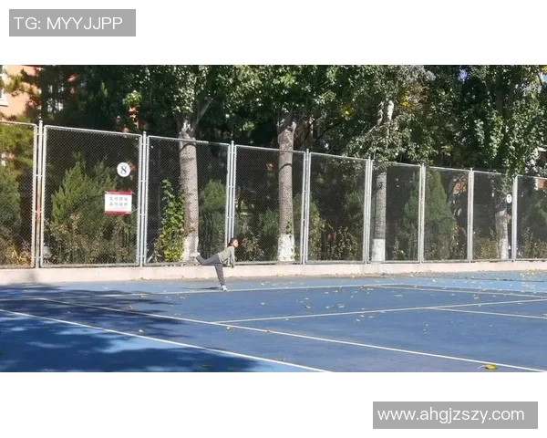 网球评论:西安网球队的边路渗透得失 网球评论:西安网球队的边路渗透得失